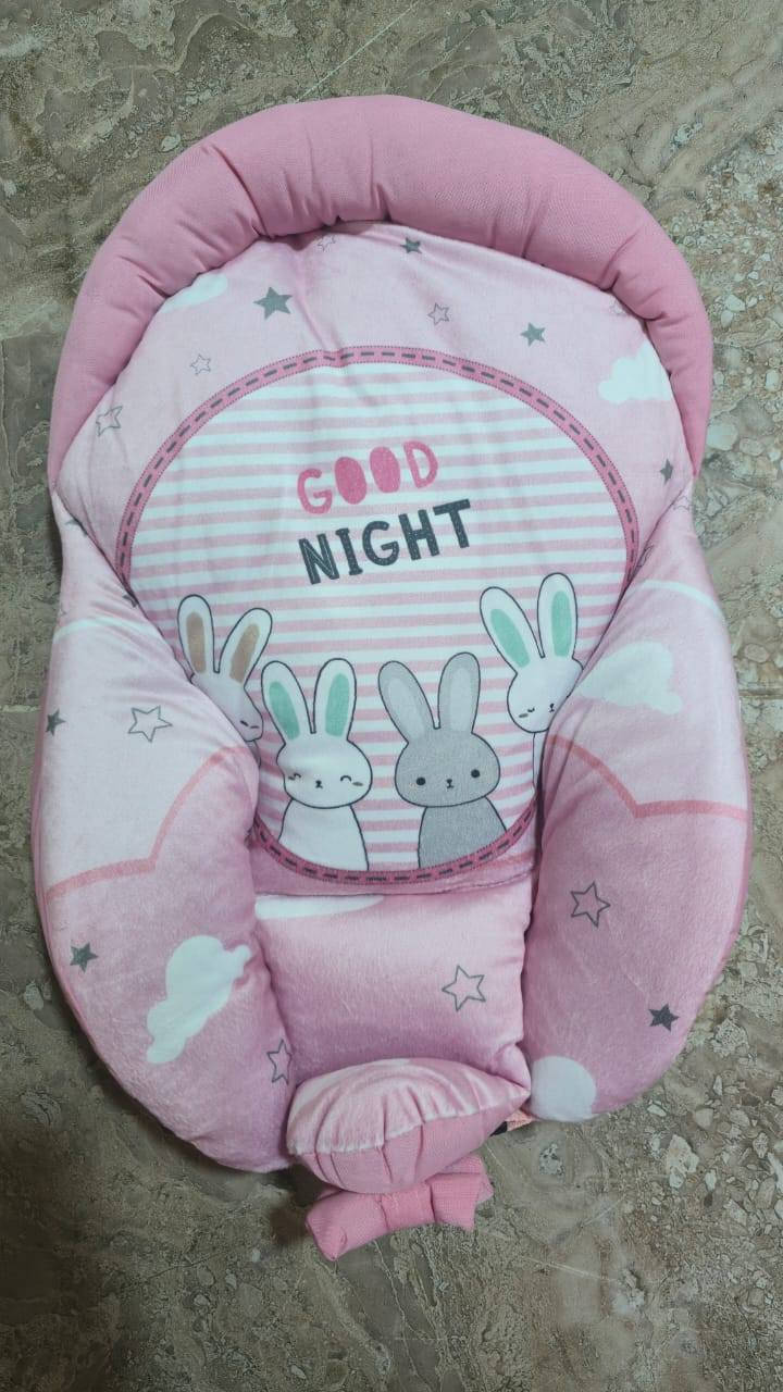 مفرش وردي طفل .... السعر 20  متكون من هالقطع ... العنوان ... الزبير محلة الشمال


**إذا كنت صاحب هذا الإعلان وتريد حذفه لأي سبب، رجاءا أرسل رسالة إلى الدعم الفني**