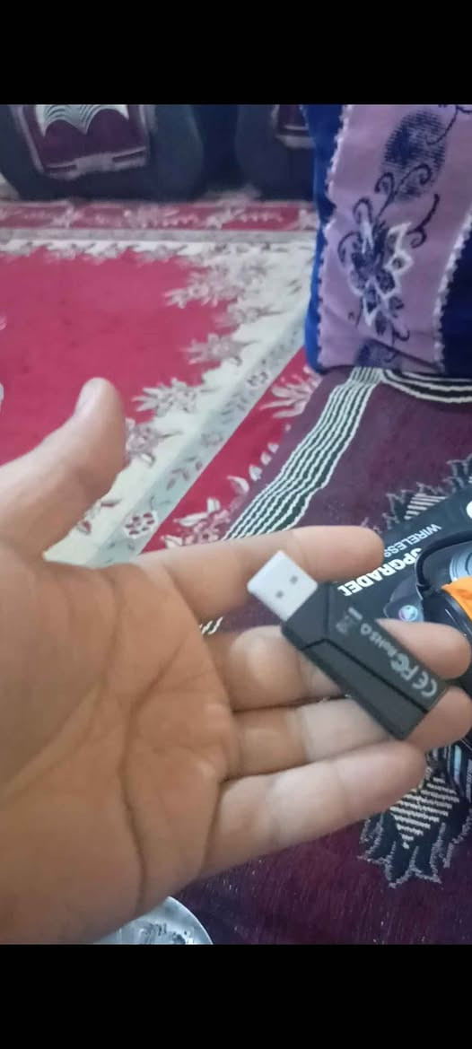 سماعات كيمنك للألعاب الأصلية من امازون ما ملعوب بيها اطلاقا ويجي وياها دنكل للربط تربط على الحاسبة و التليفون اما يو Usb او type c
للتواصل *********** متوفر واتساب تكريت, صلاح الدين
