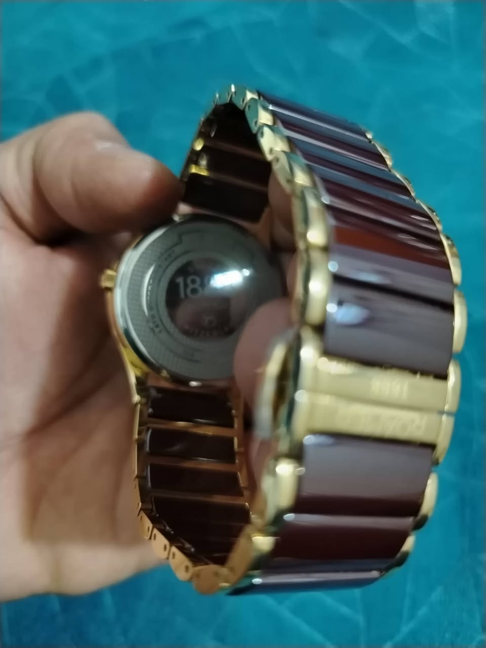 ساعة رومر سويسرية
 نوع  C - Line انتاج حديث كوارتز بطارية، مينة لؤلؤي ستانلس ستيل مع كافة ملحقاته وعلبته تحتوي على تاريخ day، وقفل فراشة جديدة غير مستخدمه السعر 150$، ويوجد توصيل ***********
