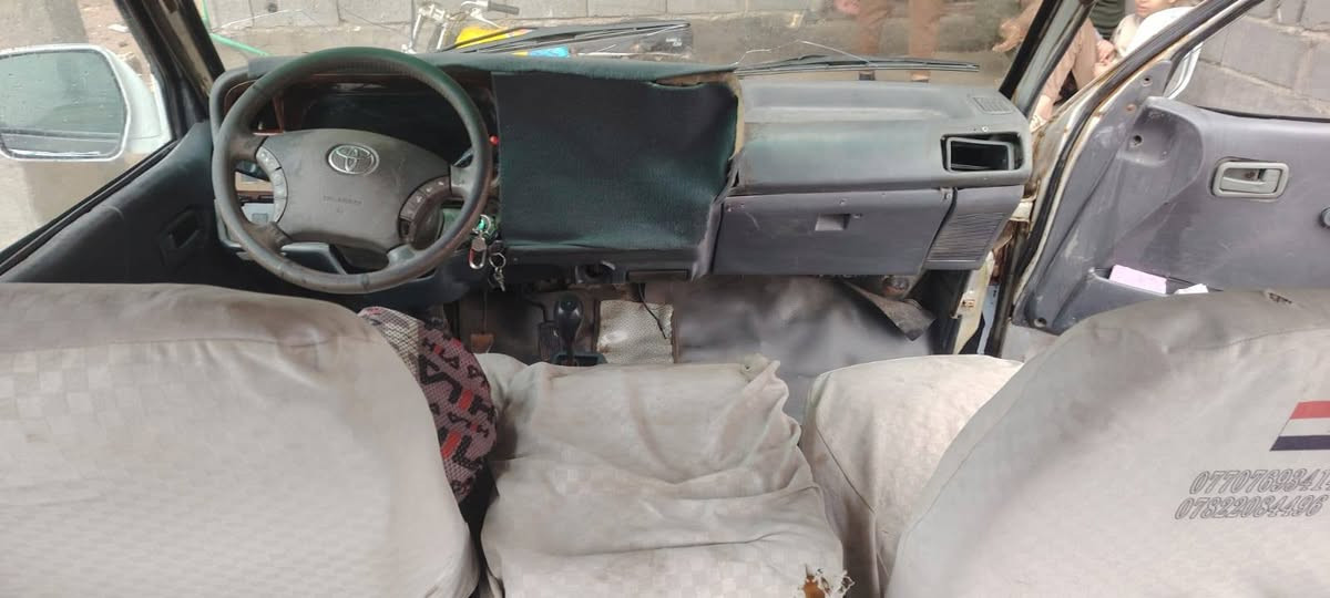 السلام عليكم سيارة فتون بولارسن للبيع موديل 2008 تحويل ثاني يوم رقم بغداد سيارة مصفرة سنوية لل 28 مكان السيارة بصرة السعر 32 رقم الهاتف /***********
