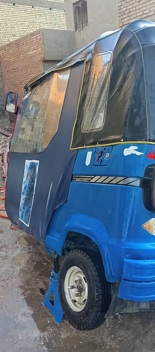 السلام عليكم للبيع تكتك تي في اس موديل 19 رقم بغداد باسمي تحويل ثاني يوم كهربايءات  شغاله مكينه وتايرات ماتصرف عليها ربع عدل وكبل للشارع تشتغل اتصل وتدلل


**إذا كنت صاحب هذا الإعلان وتريد حذفه لأي سبب، رجاءا أرسل رسالة إلى الدعم الفني**