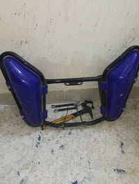 للبيع شلع ب 85 الخوذه وياها سماعات لاسلكي 07709347730 واتساب