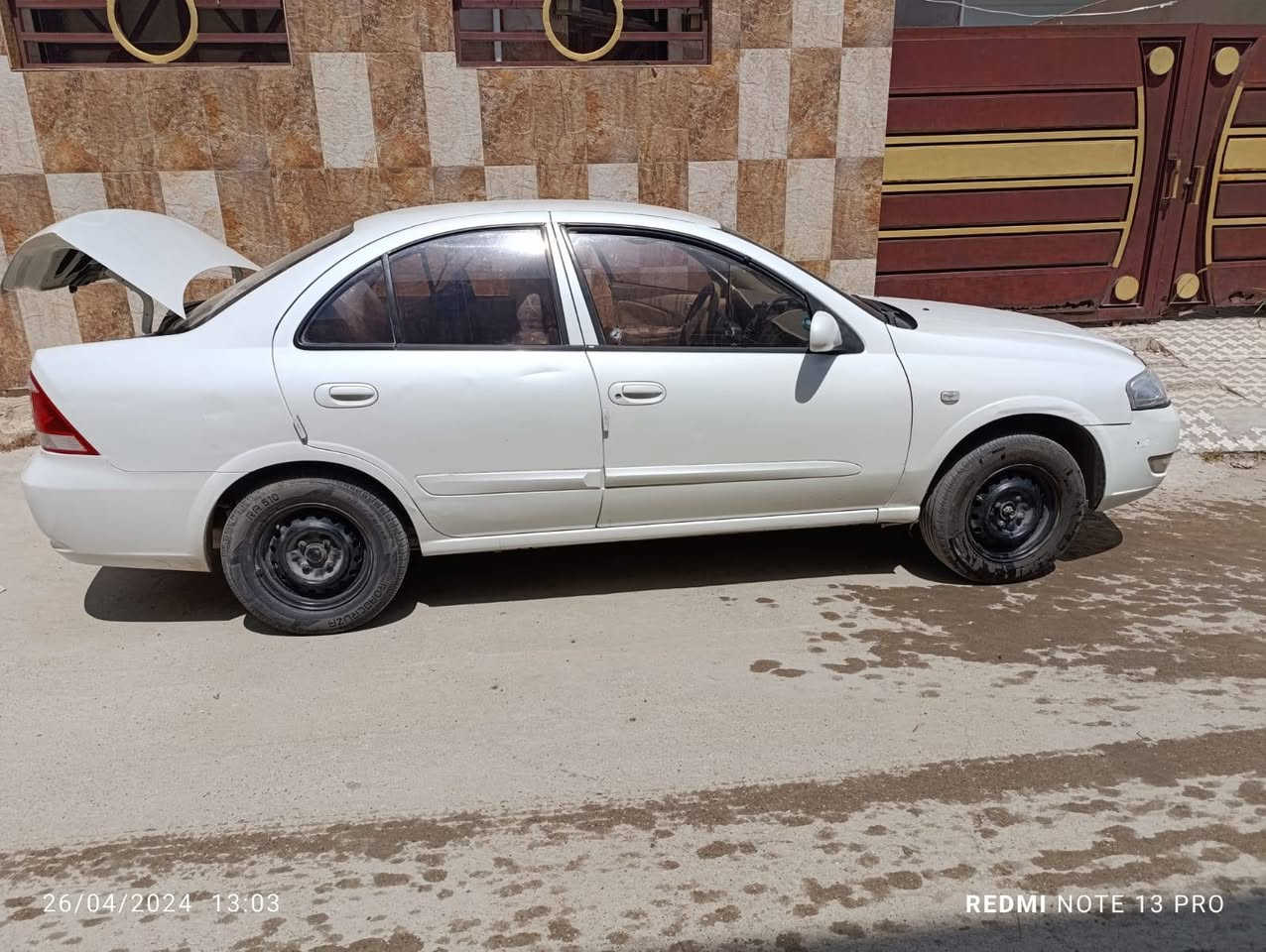 السلام عليكم سني ٢٠٠٧ سيارة جديدة كلش مال جناي رقم ديالى بسمي بيها ٣ قطع صبغ فقط بدون دواخل سعرها ٨٥ وبيها مجال محرك وكير وتبريد وصدر خير من الله ***********
