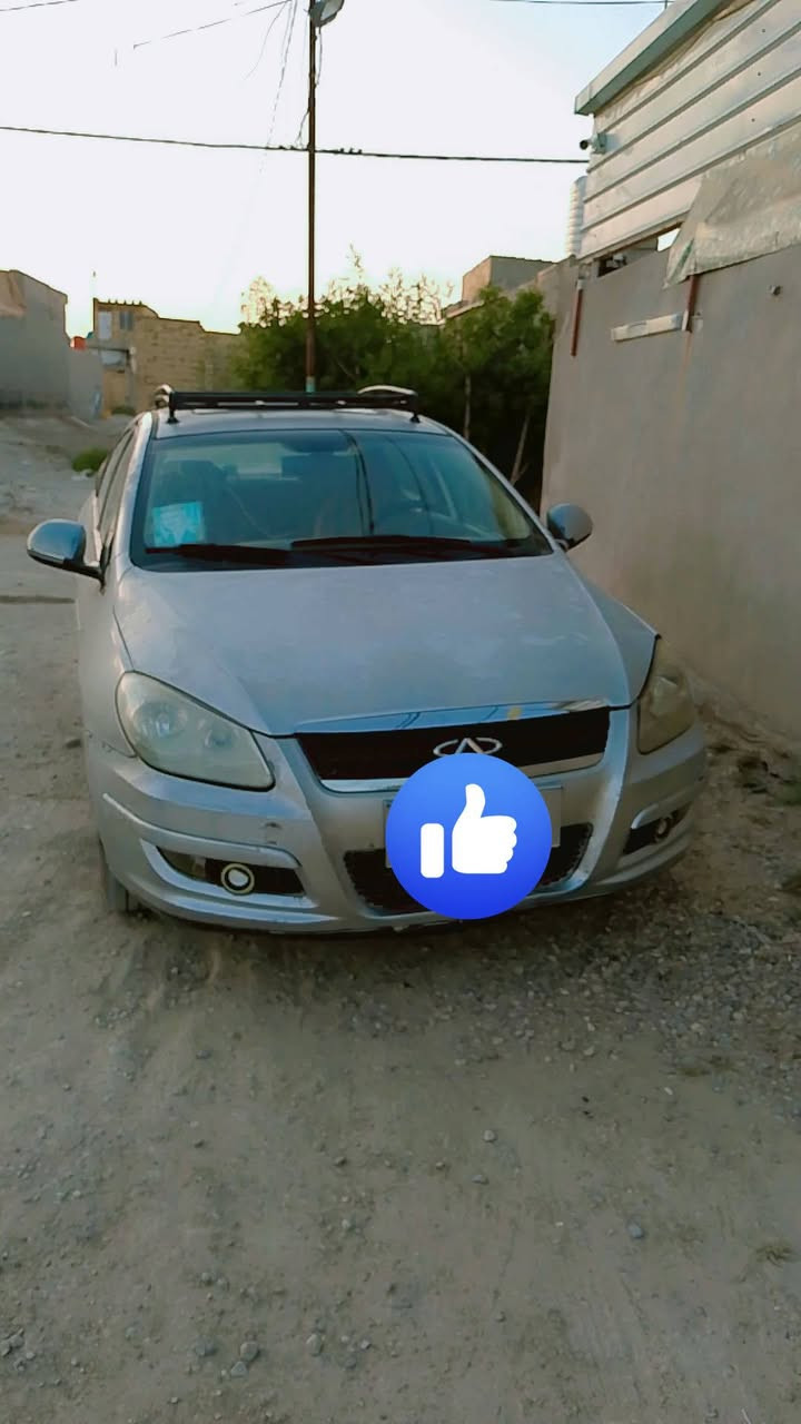 السلام عليكم سياره للبيع صيني شيري A3موديل2013رقم قادسية اللون سلفر سنوية  ساقطة تحويل سياره راعيها بالديوانية بية جراد قليل السعر 26قفل سياره كلش حلوه تخم تاير تبريد شغال بس سويج الفان ايشكل ما اعرف بي مكان السيارة واسط نعمانيه رقم موبايل ***********وبيكم خير وتدللون
