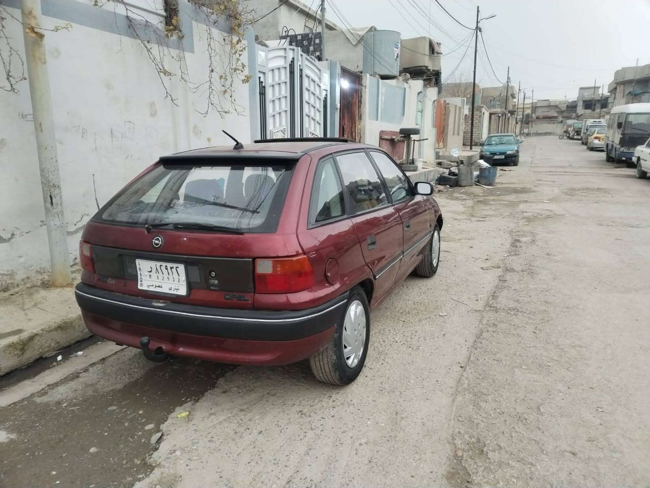 استرا موديل92حجم16رقم نينوى
سنويه عضم 2028بسمي شرط التحويل كابون بانزين بيها 
مكينه وكير كصه شرط قايش عريض مرغوب 
طخم خلفي امامي كلو جديد مبدل 
طخم تاير جديد مبدل  
تنته سلايت +ستيرن بور  
سستم سماعات4افانتي عليها 
كهربايات كلها شرط 
كيجات كلها شغاله شرط
غرفتها جديده مدوشمه كامله 
سياره حيل حلوه مال جناي 
فقط مصلح دواير ودوسات 
مكان موصل الايمن إصلاح الزراعي 
 #السعر43_بي_مجال  
***********
