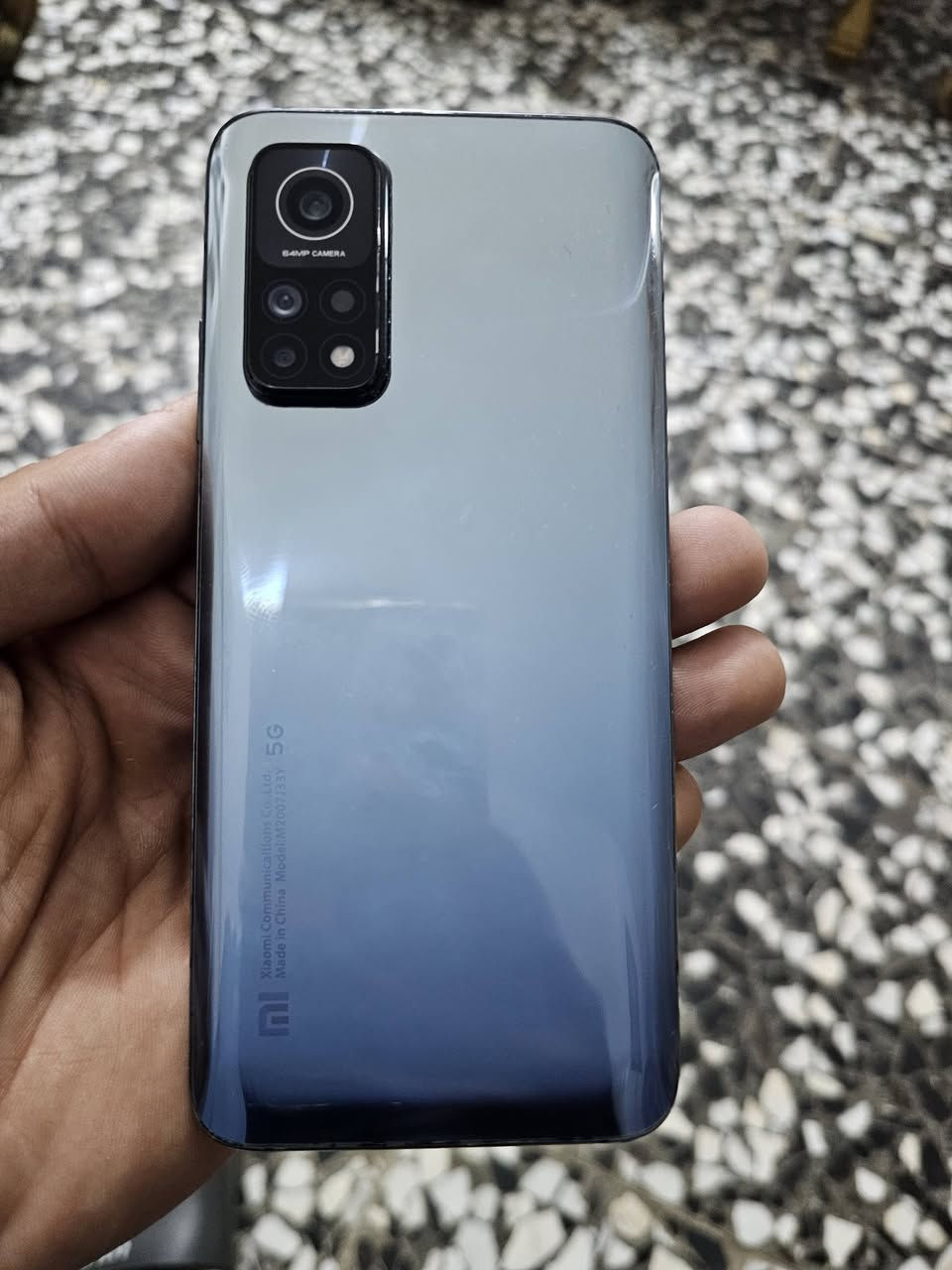 السلام عليكم  شاومي mi 10Tللبيع ذاكره 128 5g جهاز كلش حلو ونضيف جداً فقط مستبدل ضهر اصلي والباقي مكفول بوبجي 120 فريم مكاني بغداد الحسينيه الرقم ***********
