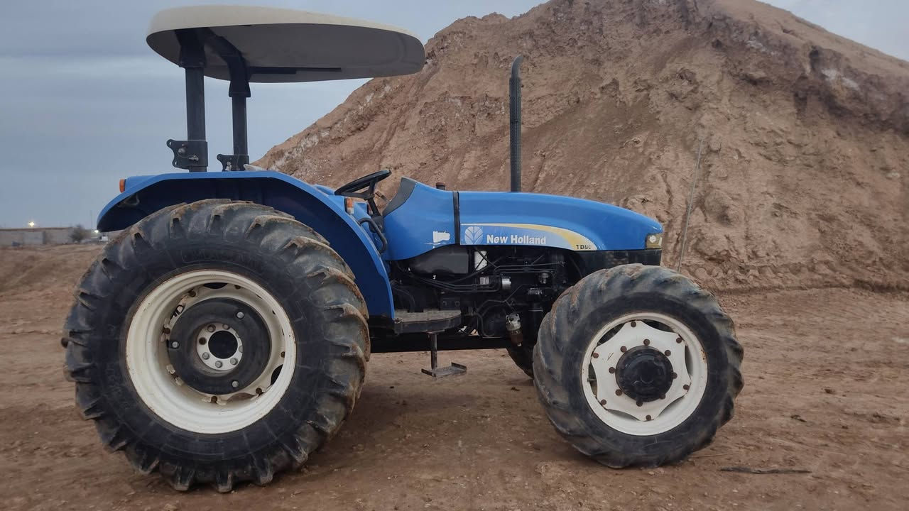 مكينه نيوهولند للبيع موديل 2014 كتاب شركة المكان طوز صلاح الدين
رقم الهاتف ***********
