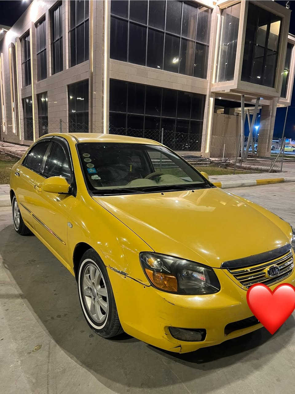 السلام عليكم ورحمة الله وبركاته
للبيع كيه سيراتو 2008سياره خير من الله 

مكينه كير حداديه بشرط رقم نجف شرط التحويل 

خليجي مكفول ماعده ربع الجاملغ المامي موضح بلصور 

السعر ٧٢وبيهامجال 

العنوان كوت ***********
