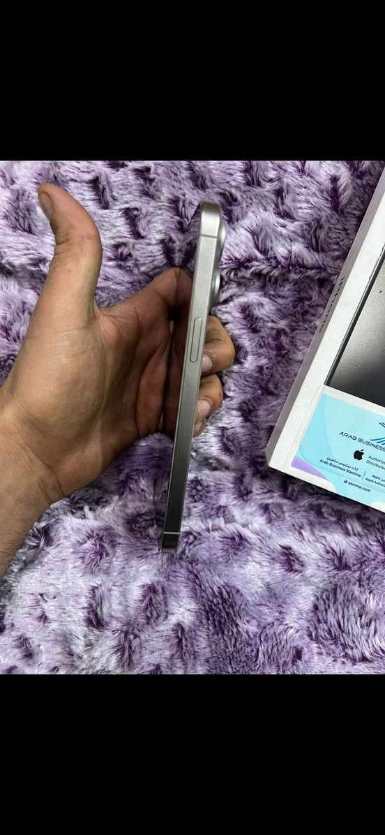 سلام عليكم
ايفون للبيع 

15 برو ماكس 

ذاكره 256 

بطاريه 91 

دبل سيم 

نموذج Za 

جهاز نضافته 100 شرط

جهاز بل باكيت جديد حيلل 

شرط ماممفتوح ولا يعبر هوه 

أنطيك هوه ضد ماي تخلي بل ماي شرط 

ويه ملحقاته كارتون اصلي شرط 

شراي تعال خاص او للاستفسار 

بي واتساب ***********
