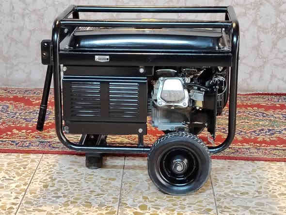 مولد استره ٣ ونص كيفي ١٥ امبير ملف نحاس سلف وبكره نضيف كلش ما داخل تصليح ابد بعدهي عله وضع الشركه شغاله وعل فحص السعر ١٦٠ الف هاتف؛ ((***********)) ((***********)) الكورك بي واتساب يوجد خدمت توصيل العنوان بغدا د تاجي
