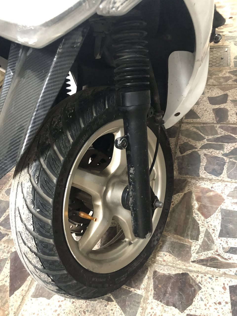 مستعجل علبيع سكنس لد دراجة غسلتها وطفت السلف كعد يمكن ماعرف دراجة ابيعها كوم حديد صالنصه رياضي ول بلادي سوه قيم وخذها بليرضي الله للتصال ***********
