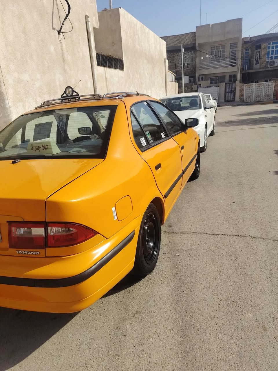 سلام عليكم
سمند موديل 11 محورها مكينه بيكاتشو 1600 تحويره ليث الواسطي بغداد مصبوغه جماليه ومحدثه 17 دوشمه عام ارضيه سفاري شاشه لمس السياره رقم واسط دولي مصفره هيئه وغرامات السياره جاهزه ع اخر شي العنوان واسط الكوت  للاستفسار اتصل ***********
