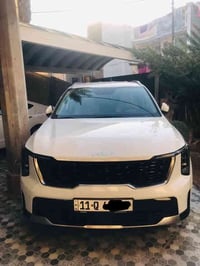 #اعلان_بيع  السلام عليكم   سورينتو موديل 2024 ماشيه ٢٧الف  مواصفاتها خ...