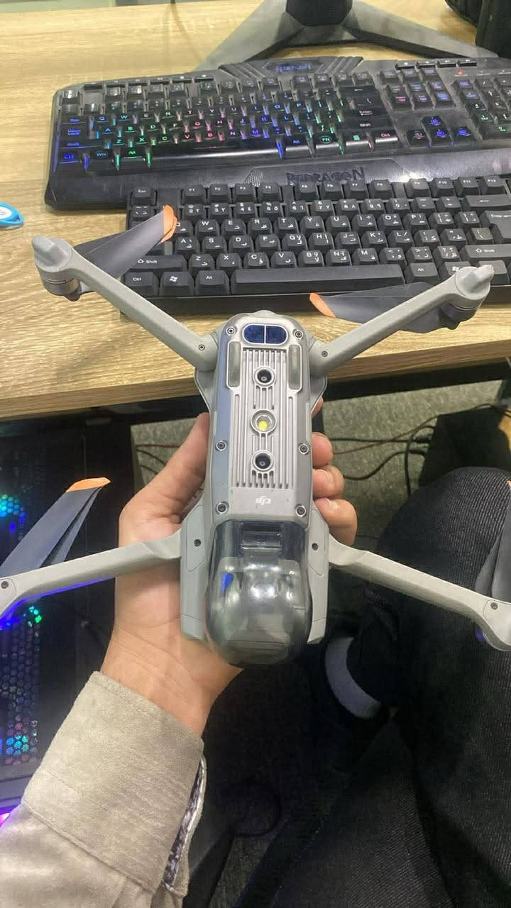 درون Air2s بطيارية وحده
الدرون نضيفة او على ايد وحده الدرون مابيها شي فقط هاي الي بل كمبل واكعه تفحص وطير اعلى مدا سعره 900الف وبيها مجال. بسيط


**إذا كنت صاحب هذا الإعلان وتريد حذفه لأي سبب، رجاءا أرسل رسالة إلى الدعم الفني**