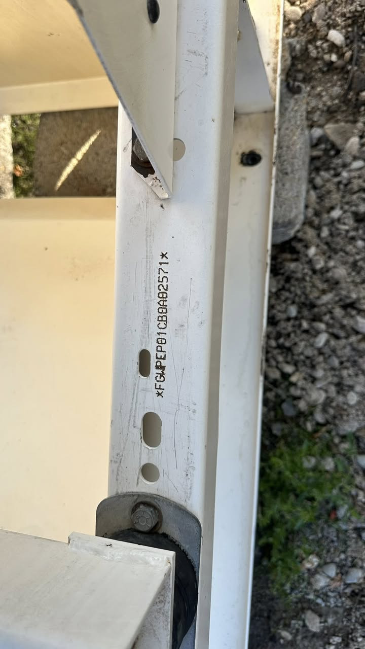 🔶 مولدة للبيع 
🔶نوع المحرك:بيركنز انكليزي FG WILSON🇬🇧
🔶القدره:30/KVA
🔶المحرك:3 بستم / 91 ml
🔶نوع الملف:لوري سومر فرنسي🇫🇷
🔶عدد ساعات التشغيل: 3850 ساعه⏰
🔶مع سسستم بروتكشن كامل للحمايه ونظام اوتو 
 Ato 
🔶لمعرفة السعر الاتصال:
🔶☎️رقم الهاتف : ***********
