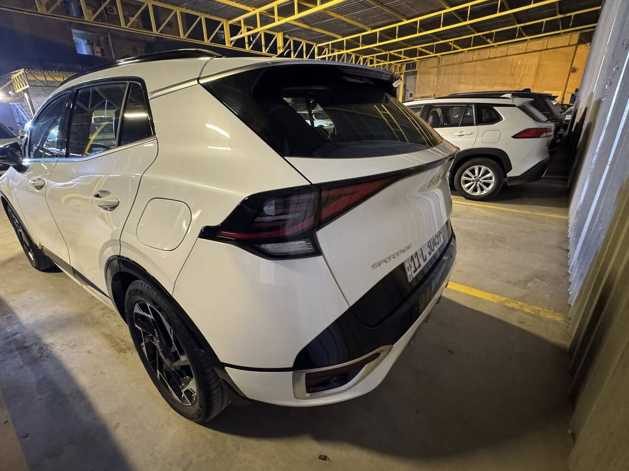 2024 ماشيه 21 الف 
سياره بيه حالوب خفيف بس بسونار يبين 
سعر 240 $$
المكان بغداد البلديات 
***********
