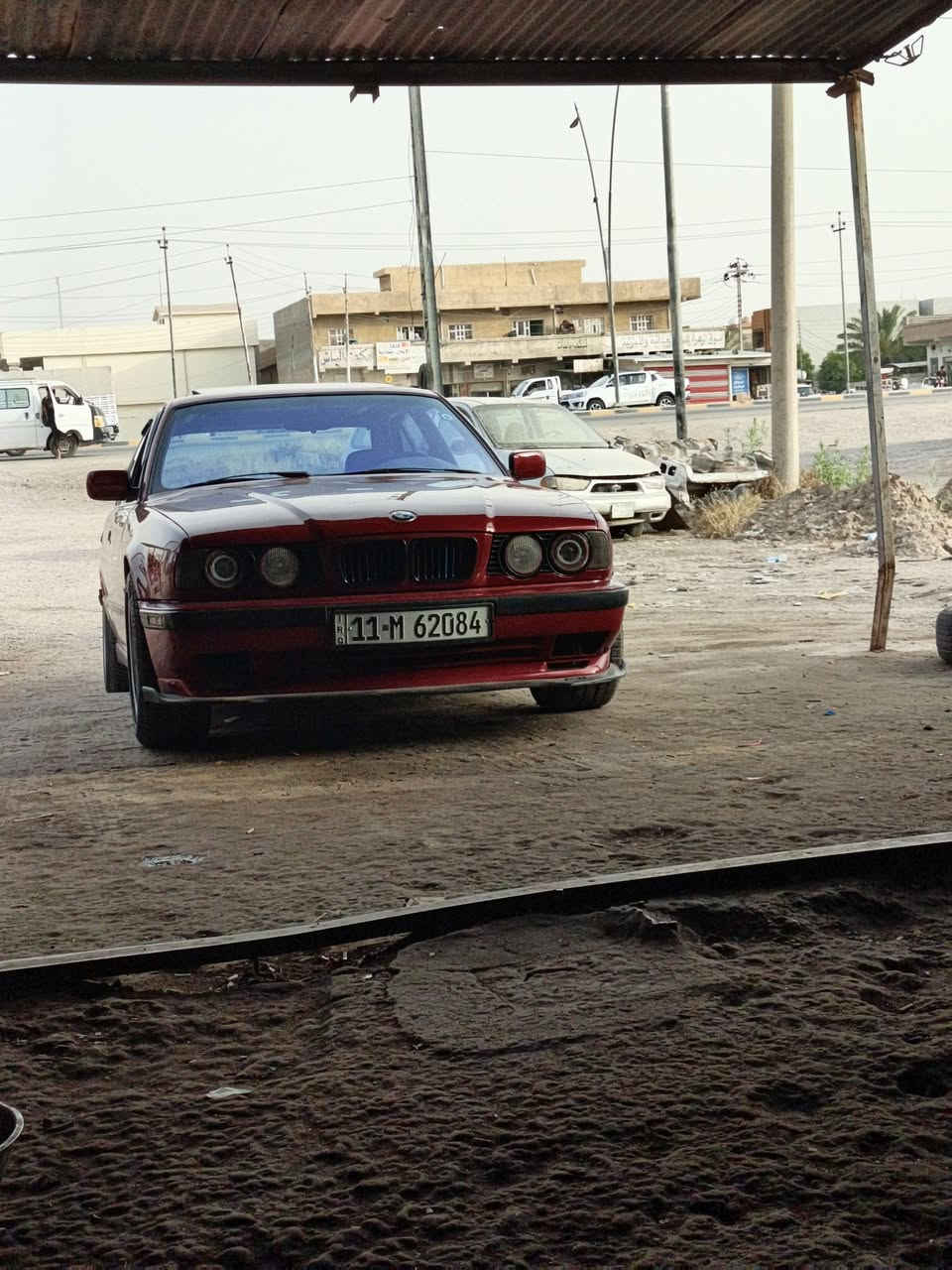 سلام عليكم 525 أصل موديل 90 سلايت اصل مسكر ويل البينا بلاد عدله تعمير جديد صبغ درجه اولى فول الفول بيه ضربه با جامرلغ الخفي جهت السكن سنويه باسمي تحويل مباشر رقم بغداد بس غرفته ماشاده بعده بس كامله مكمله بطاين جدد كشتات خلفيه جلد بلاد دشبول يرباك دشبول خلفي برده كشتات اماميه ام بس مو اسود اكسل 3/23  غراضه كله وياه انطيهن امانت الله صارت عليه ب 85 لحد هسه فه صار عندي ضرف السياره عارضه 75 وبيه مجال قليل مكان السياره ديالى ول سياره با واقع احلا من الصور ***********
