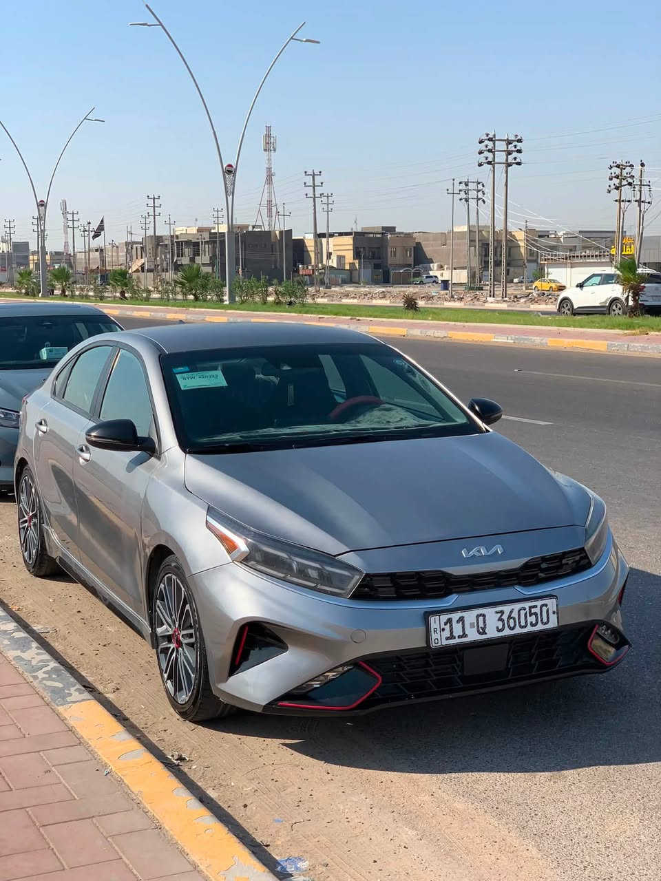 كيا فورتي GT 1600 TURBO
رقم بغداد معوقين وكاله عامه

حادث جاملغ وبنيد تبديل وصبغ راديترات بلاد مابيهم شي لا شاصي ولا لغد فقط خشم فخذه اليكعد عليه جاملغ

وهنا صار بيه حادث بسيط دراجه باب سايق والي ورا عندي صوره حادث تعدلن ونصبغن

وعدت صبغ جاملغ ايسر وبنيد وجاملغ ايمن 

 اربع اصابع باب ايمن  صبغ لجماليه ولتوحيد اللون كلشي واضح بل صور قبل وبعد

سياره ماشيه 72 الف مايل

مواصفات فول عدا الفتحه

كشنات ودشبول وستيرن مختم علامة GT اناره داخليه 7 اللوان

كير DCT طياره قوي جداً مو CVT

سياره مكانه البصره التنومه

سعر 137 وبيه مجال قليل

***********
