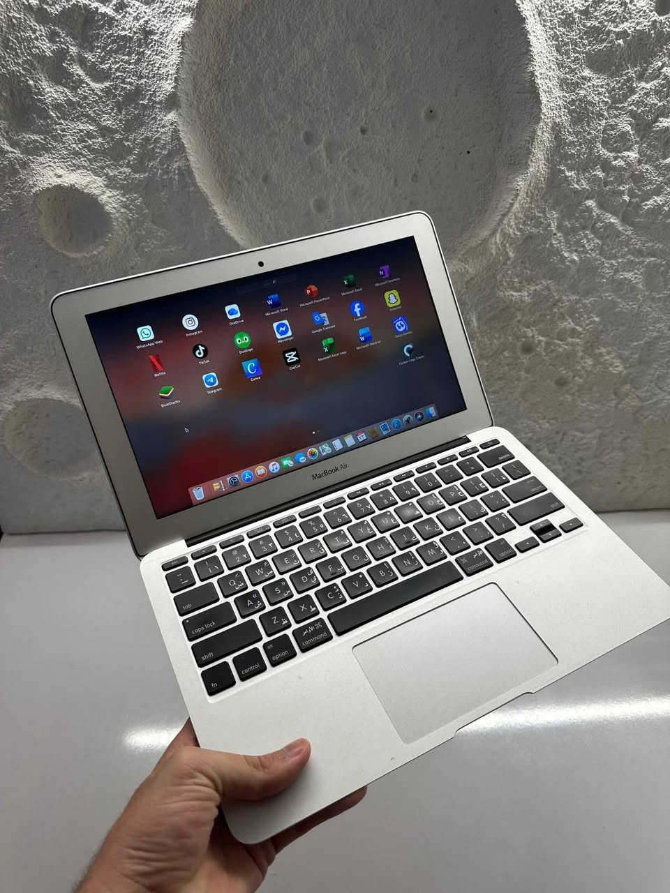 عرض شهر رمضان بسعر الجملة
💻 ماك بوك برو  حجم 13 إنش 💻ب175 الف 
لابتوب Apple MacBook Pro أصلي 100% 🔥

✨ المواصفات:
▪️ المعالج: Intel Core i5 – أداء ممتاز
▪️ الرام: 4 كيكا – سرعة وسلاسة في الاستخدام
▪️ الهارد: 500 كيكا بايت 
▪️ الشاشة: 13 إنش – حجم مثالي للتنقل
▪️ منفذ قرص DVD متوفر
▪️ قابل للتطوير – يمكنك ترقية الجهاز بسهولة
▪️ نسبة النظافة:  90٪
▪️ الجهاز شغال بالكامل مع ضمان شهر من تاريخ الاستلام

🎁 العرض يشمل:
✅ ماوس
✅ حقيبة أنيقة
✅ الشاحن الأصلي
✅ توصيل مجاني لأي مكان داخل العراق

💵 السعر فقط: 175 ألف دينار ‼️

📞 للحجز والاستفسار: ***********
📱 واتساب أو اتصال – متواجدين على مدار اليوم
🤍 أهلاً وسهلاً بكم في أي وقت – رضاكم ثقتنا
