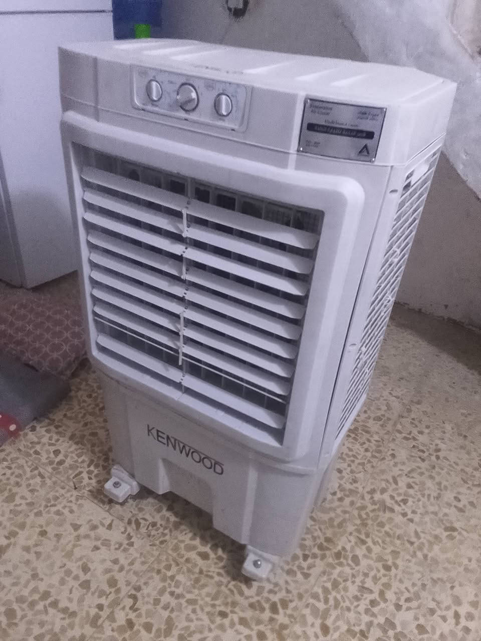 مبرده للبيع سعر75نضيفه


**إذا كنت صاحب هذا الإعلان وتريد حذفه لأي سبب، رجاءا أرسل رسالة إلى الدعم الفني**