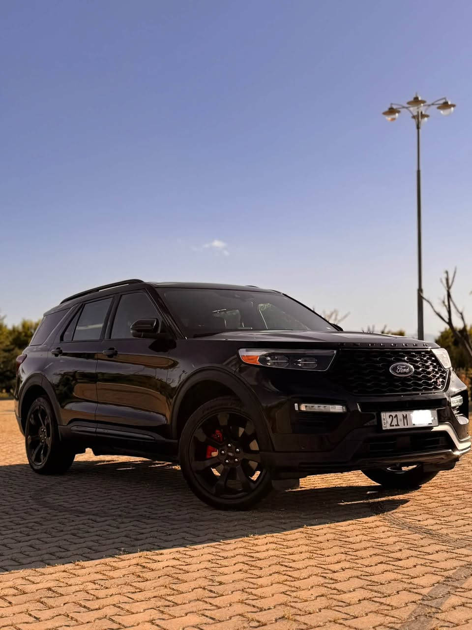 FORD  EXPLORER  2022    ST   V6  400HP
فول مواسەفات بی دەعم پارچە دزراوە بۆنید سندوق بیلاد گۆراوە. لەگەڵ کوشنو بەرگە دەرگانی 
سەیارەکە بی کیشەیە هەموو شتی بەشەرت. 
تکایە ئەگەر موشتەری نیت نامە مەنیرە. 
🔹268$🔹
☎️.   ***********
