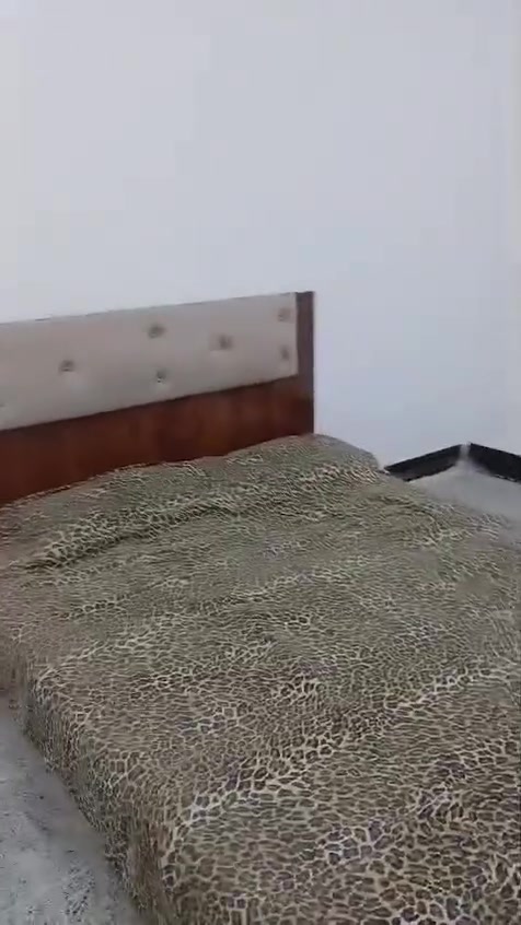 بيت كامل مؤثث 15 مليون قفل 77متر ونص البراكية خلف جامع الخزاعل ***********
