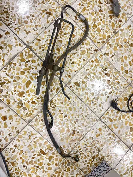 غراض للبيع كلمن وسعره        ***********
