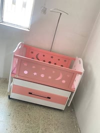 سرير اطفال • جديد • نظيف