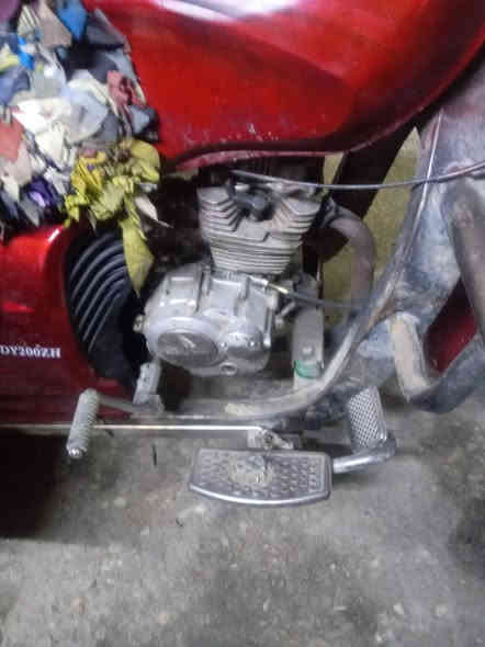 سلام عليكم ستوته للبيع موديل ٢٠١٥ اوراق كامله    مكاني بغداد ***********
