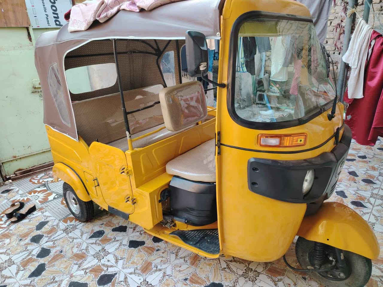 تكتك البيع مكان ميسان مديل 2021 سنويه تواصل على رقم *********** تواصل على رقم  اني مكلف بل نشر عمارة, ميسان
