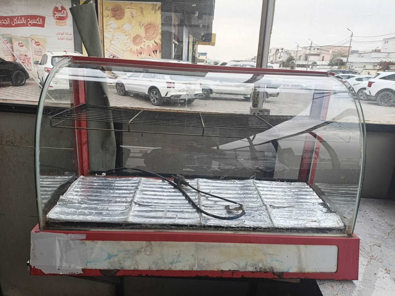 سلام عليكم جدر كنتاكي
وحمايه نظيفات و
شغالات مابيهن عطل السعر قيم واخذهن باليرضي الله 
مكاني النجف مجمع الاميرات 
***********
