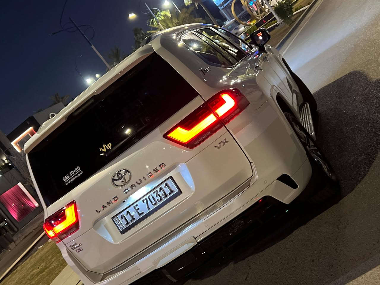 لاندكروز 2022 VX (توين تربوا ) ‏‎ضمان شركة SAS كل غراض بلادي موجود ماشييه  42  الف  كم مكفول كفاله عام كلشي فقط إصبعين PDR
مكفولة كفالة عامة من الدعامية إلى الدعامية
‏‎ بدون صبخ .
‏‎دعاميات هم بدون صبغ ،
محرك كير بشرط مامفتوح
‏‎سيارة حيل نظيفة كلشي عل بلاد لوك
‏‎سنوية جديدة   
‏‎باسمي السنوية بشرط تحويل  
‏‎سيارة مابيـها دينار مصرف كامل من كل نواحي
رقم بغداد 

💎 ســعــر ✅ ::  الــرد تلقائي📮

‏‎المواصفات :
-المصابيح:  LED
-رادا أمامي خلفي جانبي
-نظام الصوت JBL
- محرك 6 سلندر  
‏‎- فتحة سقف ( سلايد ) 
-٣ شاشات 
- شاشات ترفيه خلفية
‏‎- مقاعد جلد-تدفئة-تبريد
‏‎- مقاعد كهربائية 
- مقاعد امامية تبريد 
- ⁠تبريد وتدفئة امامي خلفي 
‏‎- بصمة الابواب 
‏‎- صندوق كهربائي
‏‎- مصابيح LED و زينون
-7 راكب 
-شحن واير ليس 
-حساس امامي خلفي 
‏‎- حجم العجلات 20 inch 

نفسي يوم /تحويل 
مكانك /بغداد

رقم صاحب سيارة
***********
