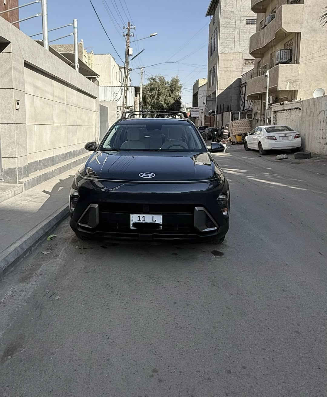 لبيع  - هيونداي كونا 2024 لون حبري مكفولة بدون صبغ بدون تبديل 

 دخول جديد رقم بغداد  بأسمي

 الموديل: 2024 / وارد أمريكي

 المسافة المقطوعة:7000 mi فقط (زيرو)

 المحرك: 2000cc – دوش

 المواصفات:
  تجي فول عدا الفتحة sel 

محرك المرغوب 2000 دوش 

 • رادار أمامي + جانبي + خلفي

 • تحديد مسار + مانع تصادم

 • دخول ذكي + بصمة تشغيل + بصمة أبواب

 • شاشة متصلة حجم 12.3 إنج مع نظام Apple CarPlay

 • كاميرا دوارة + شاشة عدادات متغيرة + شاشة أعطال. تبريد قطعتين . شاشة متصلة مع دشبول الكتروني بالكامل 

 • أوتو هولد + أوتو ستوب + سايد بريك بصمة

 • داخل. ابيض

 •كلين بدون ايرباك بدون تبديل ولايوجد صبغ السيارة مكفولة حتى الدعاميات  
  
للاستفسار 
***********
