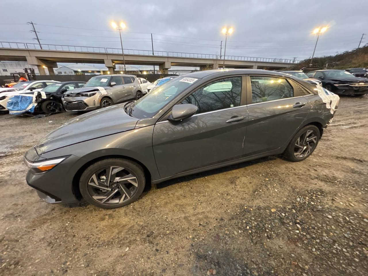 HYUNDAI ELANTRA LIMITED (HYBRID) 2024
حالياً في العقبة 
للتواصل *********** البصرة, العراق
