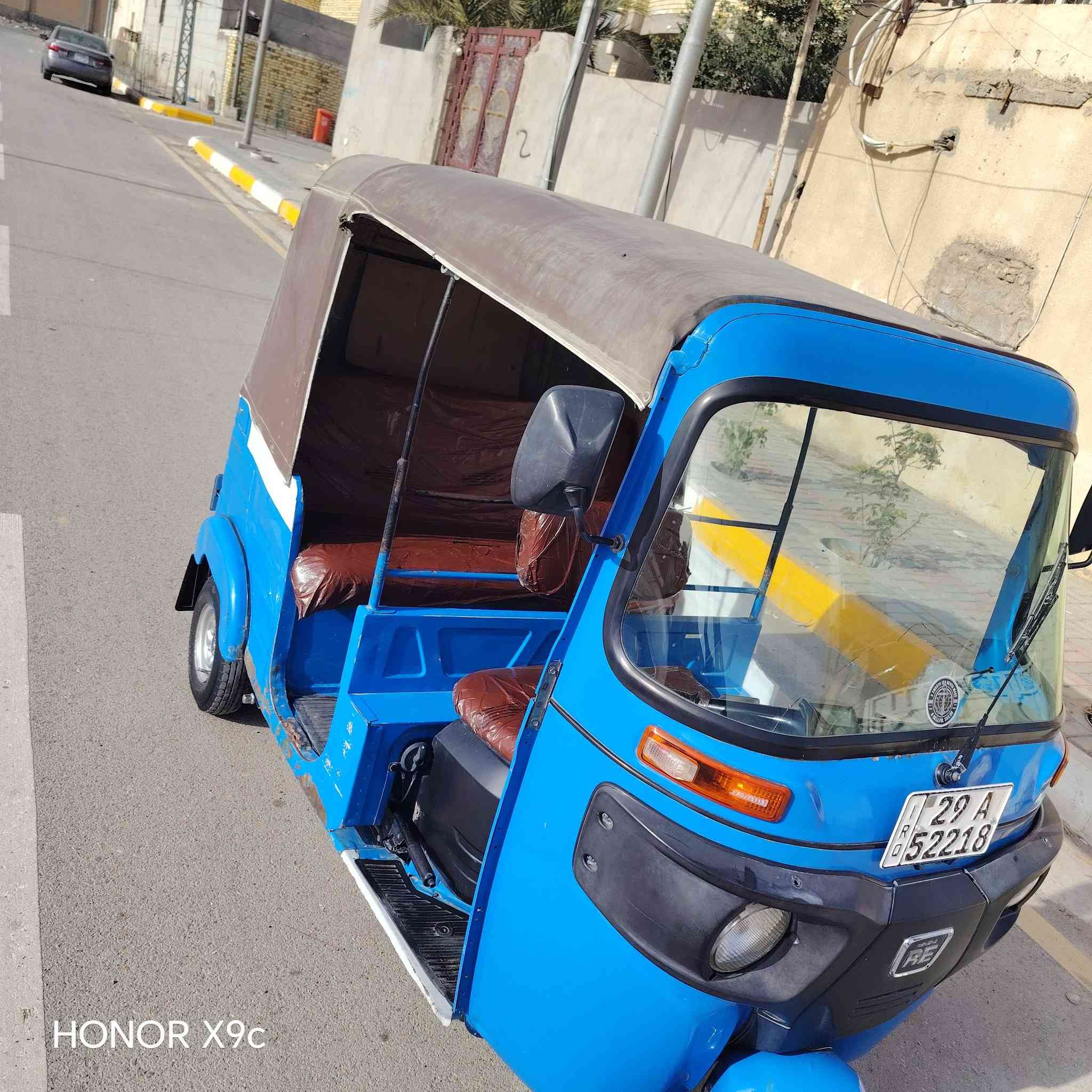 سلام عليكم تكتك موديل 20شهر 12 رقم سنويه واصط تكتك نضيفه نضافتهه ميه احله من الصوره بيهه طخه بل صفحه مكينه مجغته اصلي المكان واصط نعمانيه سعر 6850 وبيهه مجال ***********
