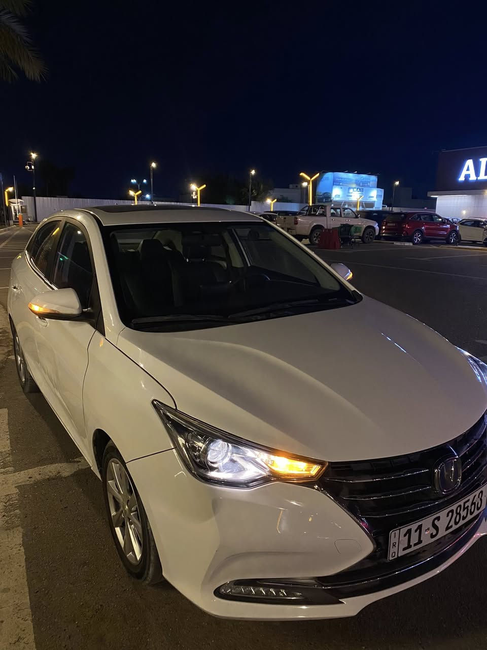 السلام عليكم
للبيع شانجان L7 موديل 24 مكفوله ماشيه 46 الف 
السعر 95 
***********
