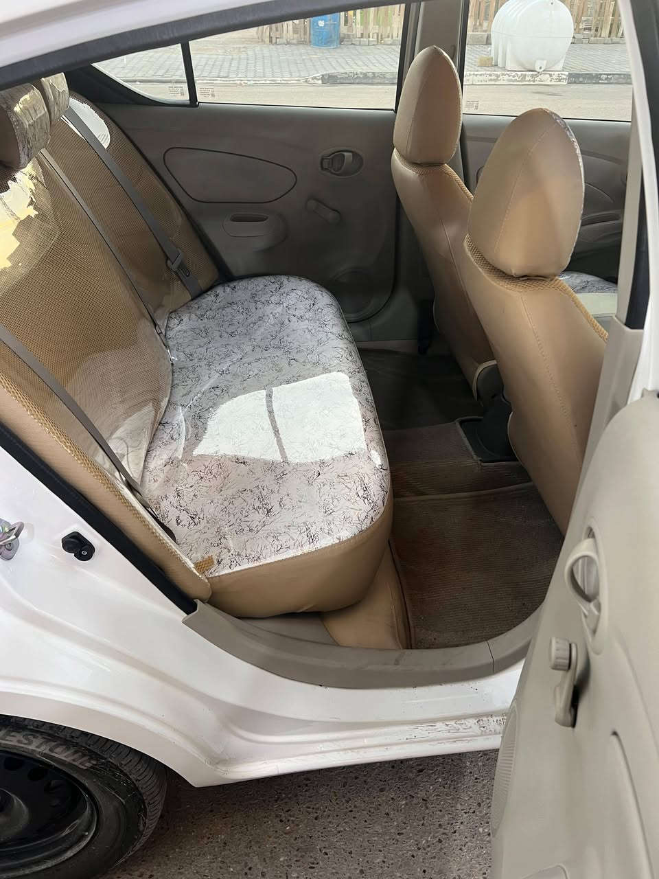 سلام عليكم نيسان سني هندي 🇮🇳 
موديل 2025
سياره جديده ماشيه13
مكاني بصره طوبه ونخيله
سعر 137وبيه مجل 
***********
