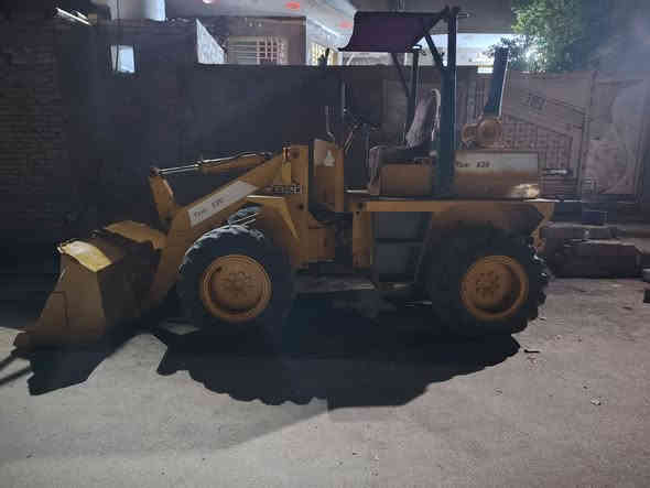 السلام عليكم شفل تي سي ام ياباني مديل 92 حجم 45  رقم بغداد بسمي سنويه ل26مشروع وطني كير ومكينه كمز خير من الله باتريات جدد راديتر جديد كهربائيات شفل ماناقصه شي بس تكه تاير ضعيفه يحمل سكس  مكاني ذي قار قضاء الرفاعي لاستفسار *********** خاص ماجاوب
