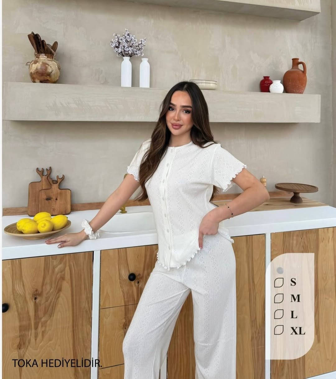 طقم شورط 
نوع القماش قطن بانيه
سيري اربع قطع S M L XL
الشحن من اسطنبول
البيع جملة فقط

 shorts set 
Fabric type Penye
Siri four pieces S M L XL
Shipping from Istanbul
Wholesale only
📞00905357217071

#pijama #moda #بيجامات #ملابس #تجارة


**إذا كنت صاحب هذا الإعلان وتريد حذفه لأي سبب، رجاءا أرسل رسالة إلى الدعم الفني**