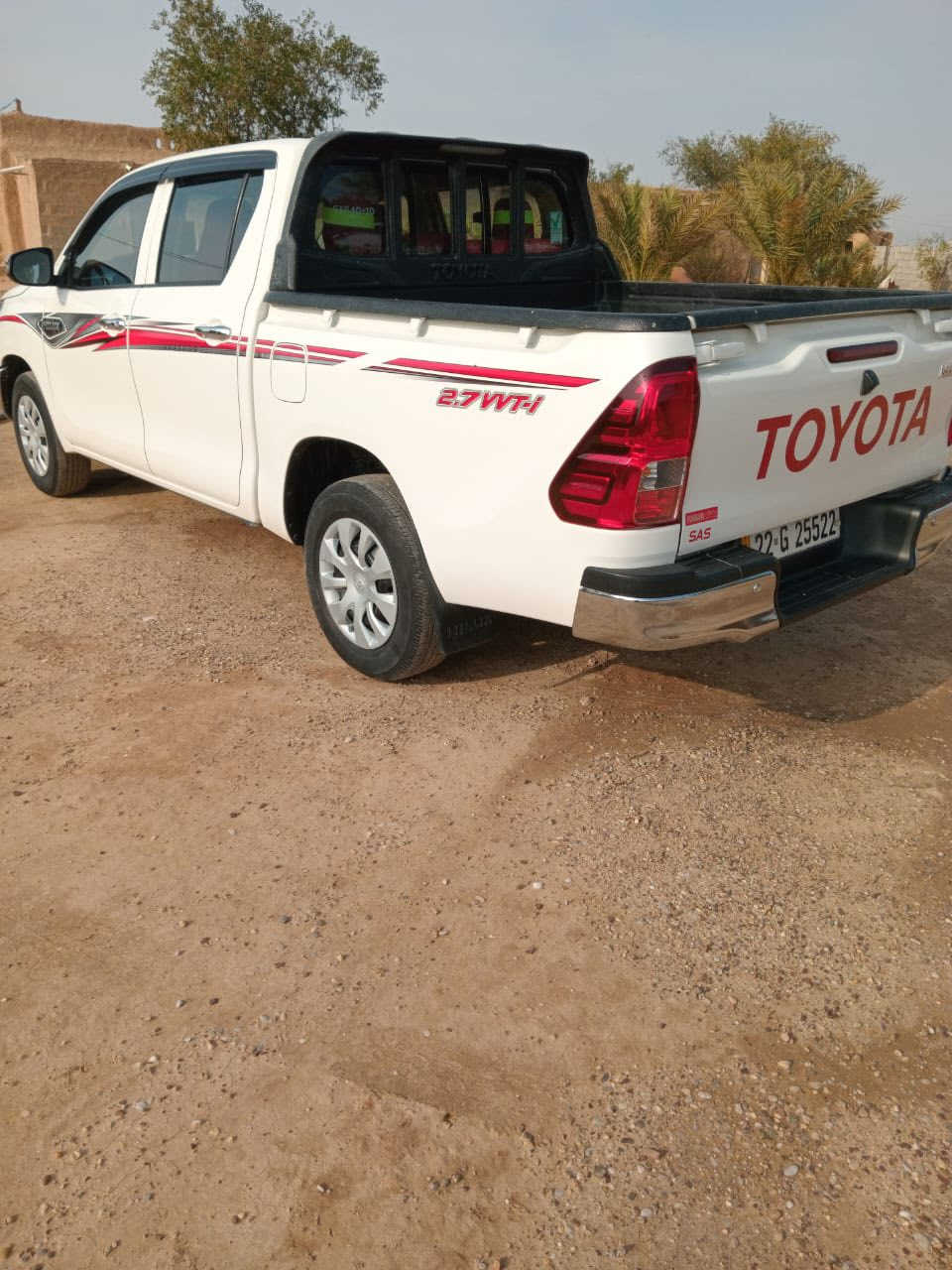 هايلوكس 2024 كير عادي رقم اربيل سيارة نضيفة وماشية قليل للاستفسار اكثر اتصل ع ‭0771 963 1879‬
