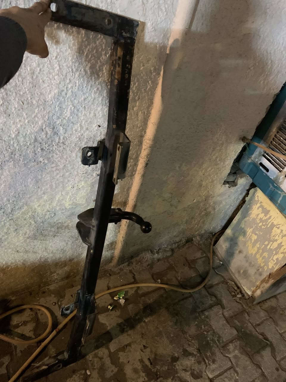 سلام عليكم هوك 500 نضيف جدا فتحته من سيارتي السعر 150 ألف مكاني بغداد /***********
