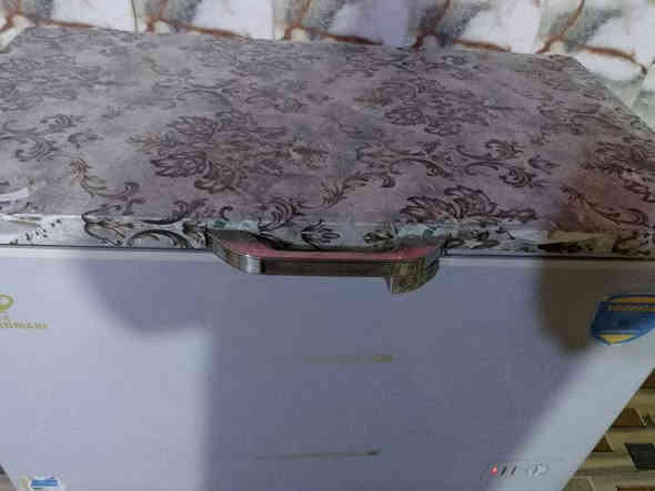 مجمده رويل مصريه نظيفه حجم وسط شرط الشغل تجميد خير من الله ضمان اسبوع بعد الشراء السعر ب160الف عنواني المعقل هاتف *********** متوفر واتساب فقط
