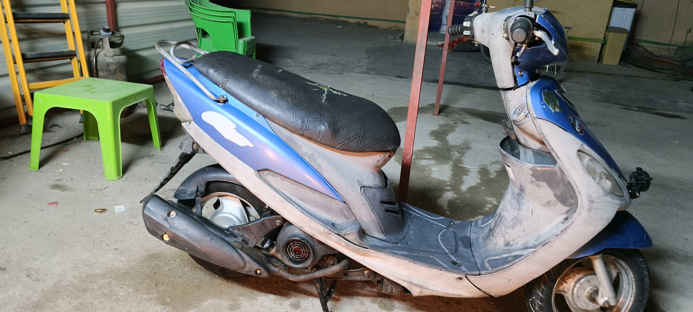 سلام عليكم دراجه ماكس منغولي دراجه خير من الله نضافه100دراجه كلهه بلاديه صار شهرين من نازله رمبه دراجه هاي صورهه شوفهن دراجه مار جناي كلهه ختومات ويه المكينه دراجه شلعه شك الكاع شك معدلهه يقفل 120دراجه وين ماطيح عينك على الدراجه تلكه ختم من الويل للويل دراجه كلهه ختومات مامفتوحه لا تبخير ولاتنقيص تجي جيب وياك فيتر عجبتك على عيني وعلى راسي تفطر يمي وتاخذ حلالك دراجه تخبل سعر600العنوان بغداد التاجي اركيه وفاضل الرقم ***********متواجد واتساب