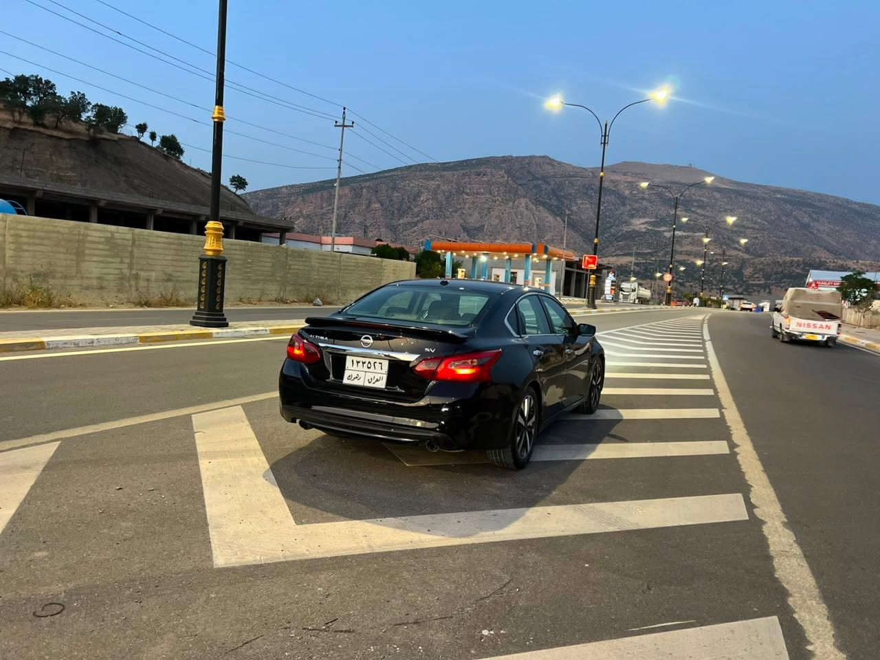 Nissan altima 🚀🚀مۆدیل ٢٠١٨ رەقەم دهۆک فول فولە تەماتیک بەسمە سوکان ڤۆلیۆم ئاوینە بەرخ کوشن جلد و هیتەر لایت زۆنۆن داخیلئ رەش سەیارەکە ٤پارچەی سبوخە لەسەر ساخە دەحم لیدراوی بەشەرت ١٢وەرەقە خرامەی لەسەرە)***********  ***********
