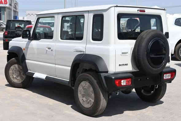 سزوكي جمني ٢٠٢٥رقم بغداد به ناوي خؤمويه ٢٠٠٠كم زه ماني 5سالي شه ريكه [***********] [***********]جوابي كوميت ناده مو مشتريت تيل كه شمشمل
