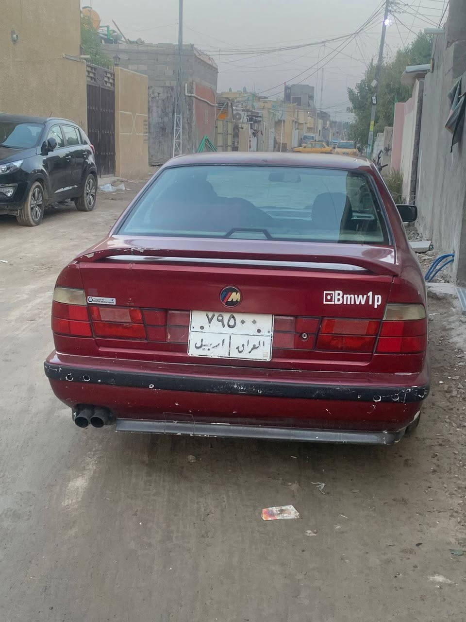 سلام عليكم bmw520مسكر كير عادي موديل 1993 تخم تاير جواها تبريد شغال عليها غرامه 1300  غرفته كهرباء حلوه +*********** سعر 33وبيها مجال قليل مكاني بغداد شعب حي بساتين
