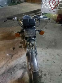 عندي  للبيع دراجه موديل 2018  ماكينه مفتوح سعر تعال بالخاص 360 وبيع مج...