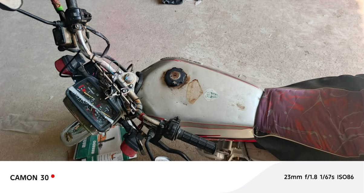سيفان موديل ٢٠ ثقيل باب اول 
نگره سلف 
وايرمنيه شغاله 
لايت اشاير 
مفتوح مره وحده  العنوان الجدعه
*********** للاستفسار

‭***********‬
