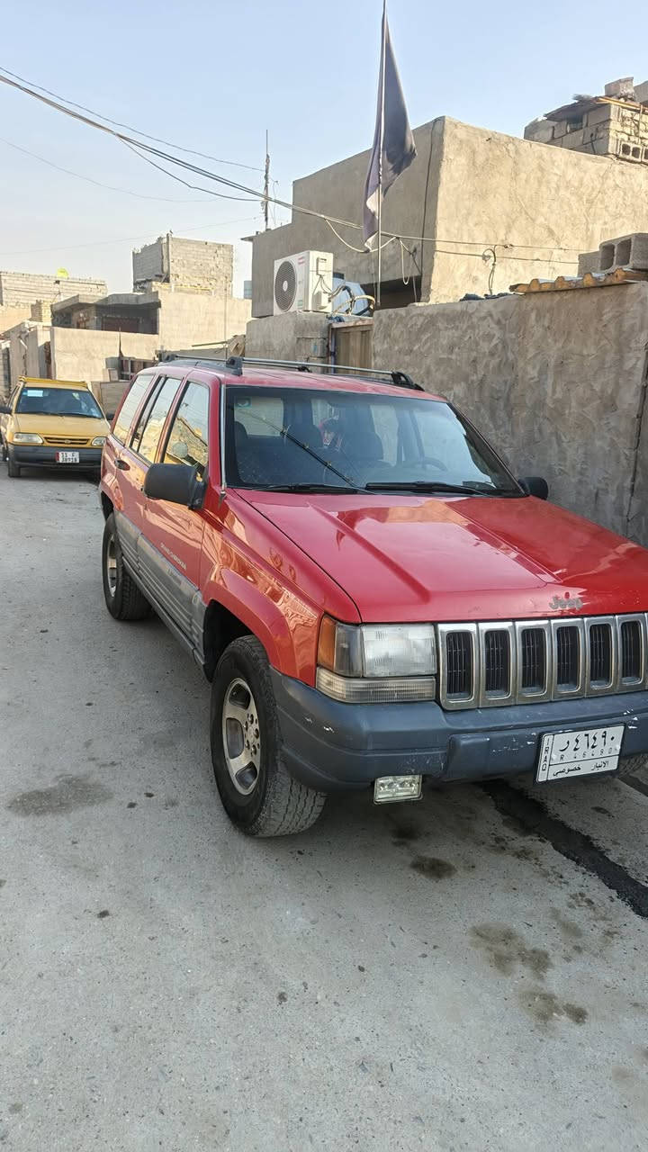 السلام عليكم جيب شيروكي 96 شرط ماكو بنضافتها مكينه وگير حاويه سته بلادي تخم تاير صدو حلوو كهربائات كلهاا فول على بلادهاا بريك ادامه جديده جام اربعه كهربائيالسياره مكفوله من الضربه مصبوغه حزام فقط السعر 60 عنواني بغداد ***********
