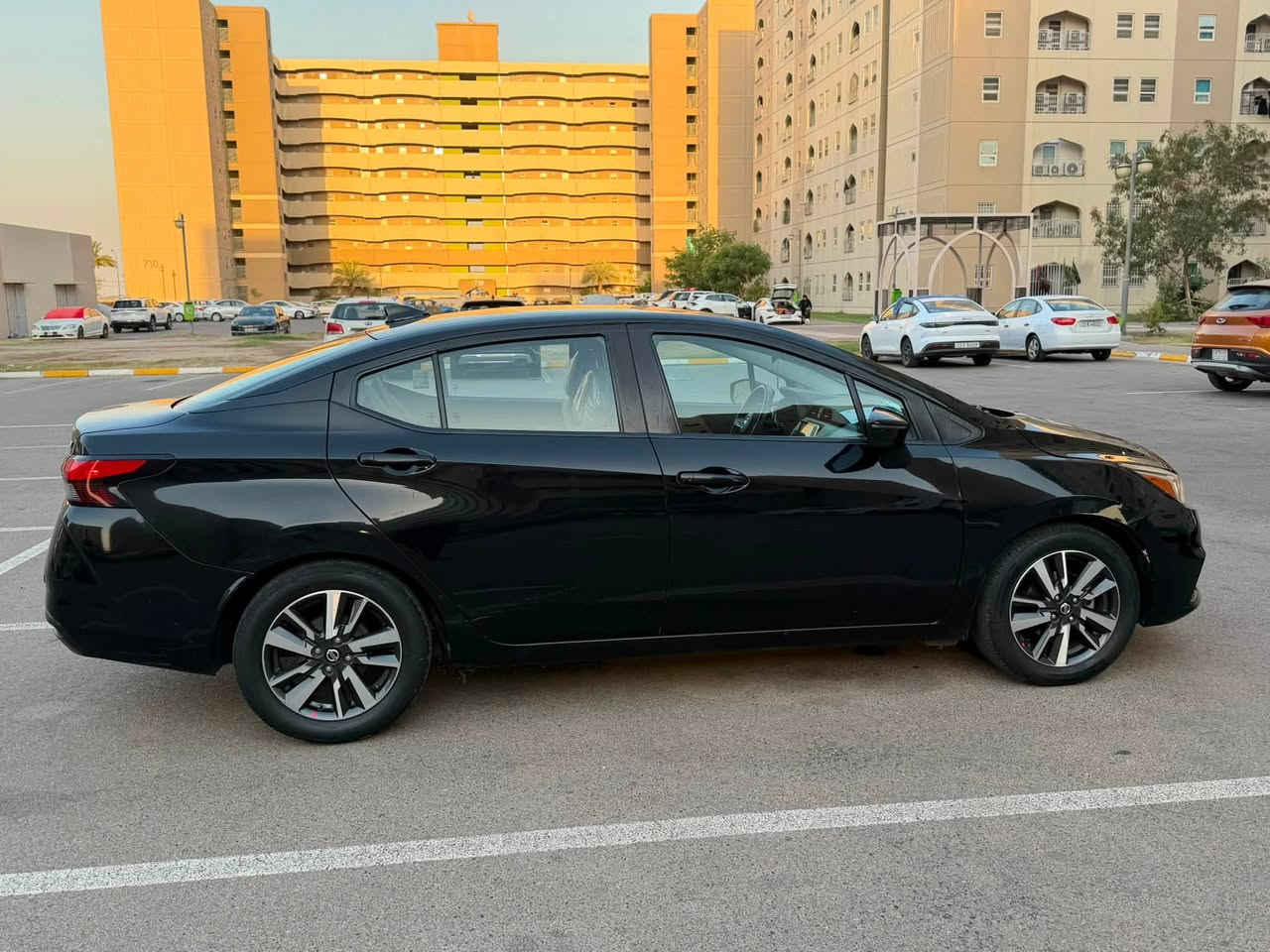 السلام عليكم
نيسان فيرسا للبيع او المراوس 
موديل 2021 sv
حادث جاملغ وبنيد وباب السايق
واصل بداية الشاصي 
المواصفات :- شاشه كار بلي كاميرا . رادارت امامي وخلفي وجانبي . تحكمات بالستيرن . اشاير بالمري 
. بصمه' 
السعر 94 ورقه بيها مجال قليل 
مكاني بغداد مجمع بسماية
للأستفسار اكثر  ***********
